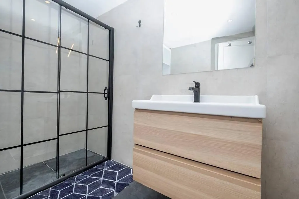 イスタンブールStylishly Decorated Fourlex Houseアパートメント アパート イスタンブール