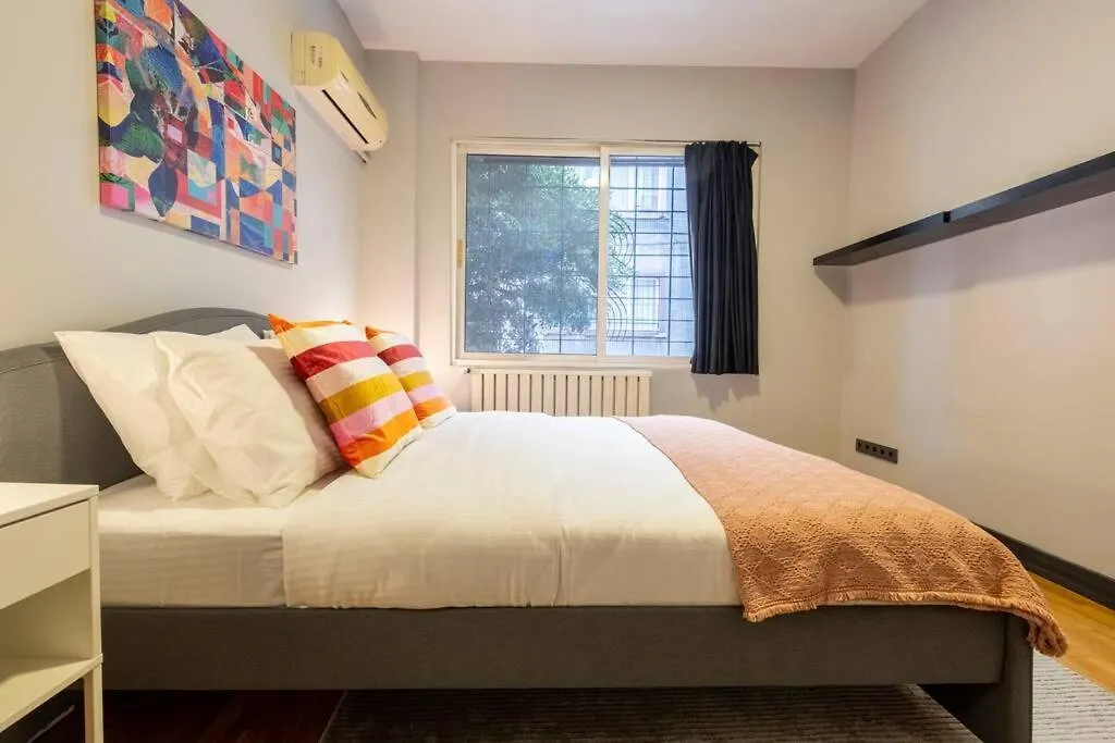 イスタンブールStylishly Decorated Fourlex Houseアパートメント 0*, イスタンブール